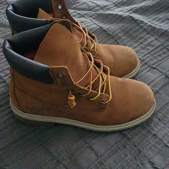 Timberland boots 4.5 - Picture 1 of 9